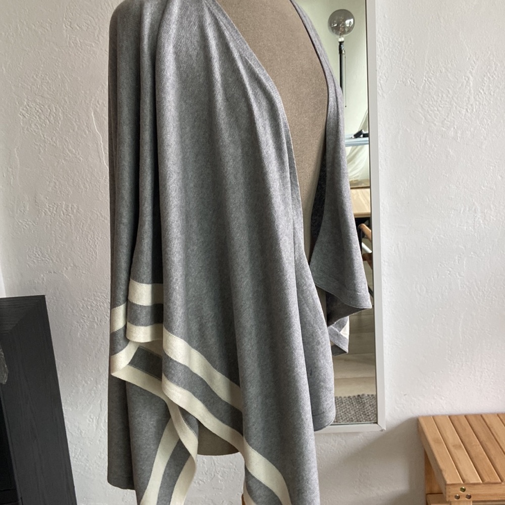 Darzzi Cotton Poncho